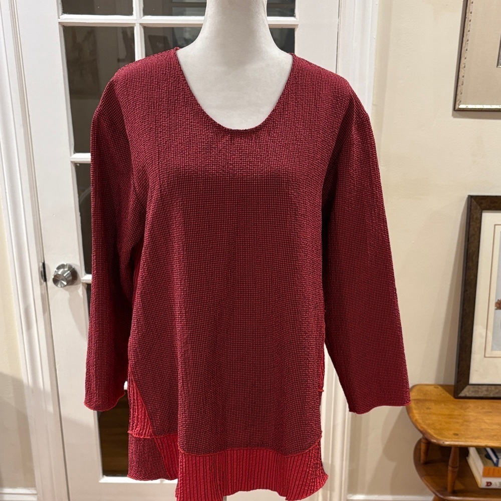 Habitat Red and Black Striped V-Neck Top. Size S